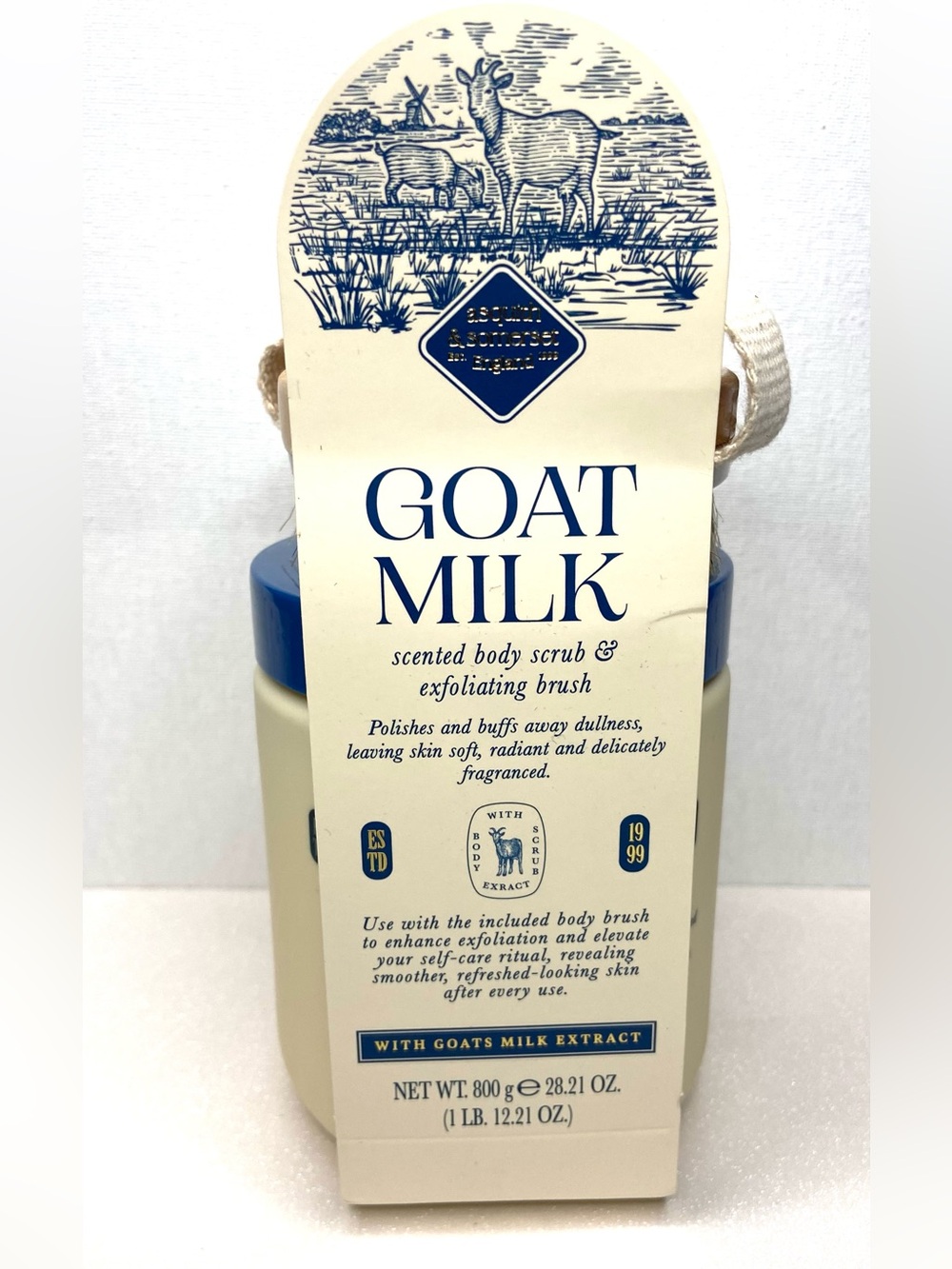 Goat Milk Scented Body Scrub & Exfoliating Brush - Cream & Blue